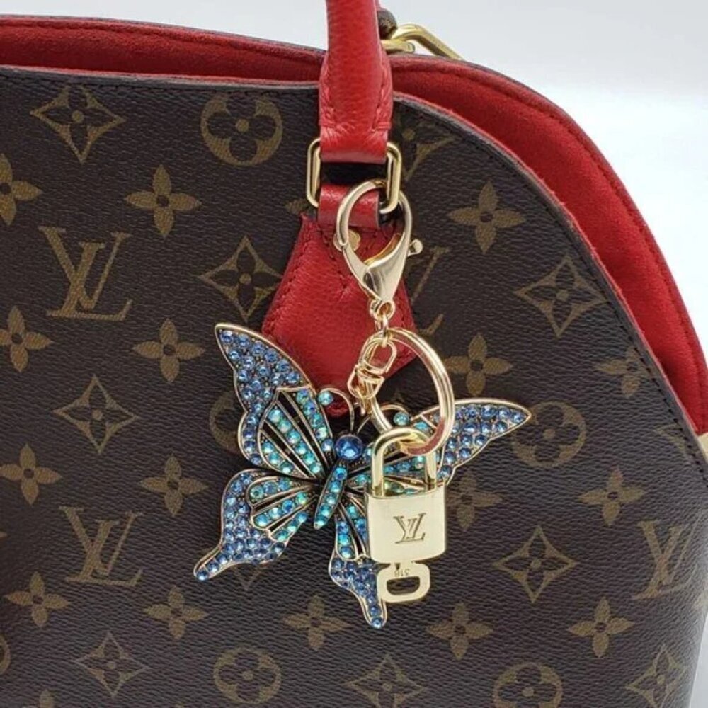 LV Authentic Gold Lock & Key 🔑 Luxury Bag Charm w/ Unbranded Butterfly Keychain